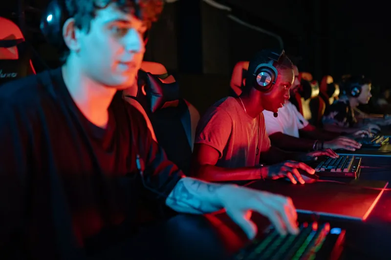 Reset, Refocus, Repeat: How Elite Esports Players Mentally Reload Between High-Stakes Matchups